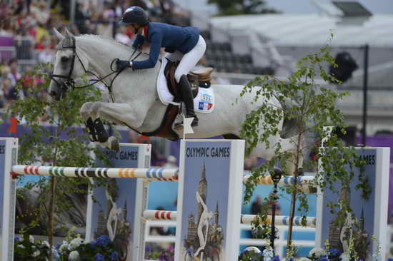 Olympics-SJ-Ind-8-4-12-4513-PenelopeLeprevost-MylordCarthago-FRA-DDeRosaPhoto