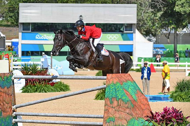 Olympics-RIO-SJ-2ndQual-Rnd1TM-8-16-16-4941-BeezieMadden-CortesC-USA-DDeRosaPhoto
