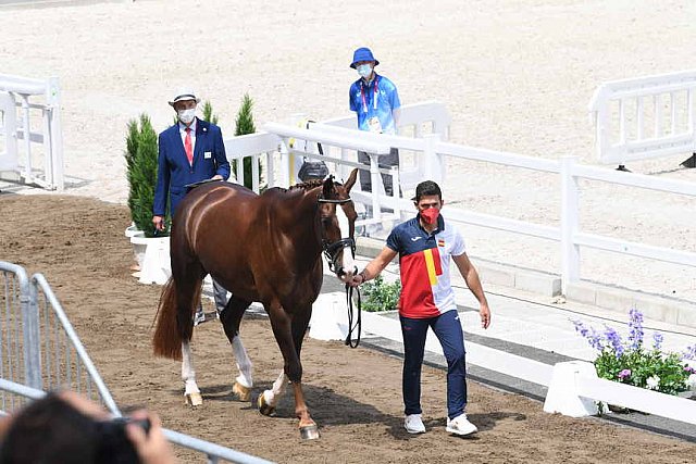 OLY-2020-DRESSAGE-JOG-7-24-21-0912-126-S-JURADO LOPEZ-FENDI T-ESP-DDEROSAPHOTO