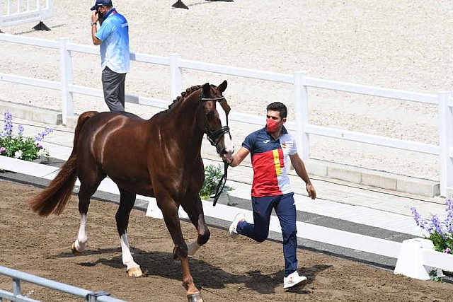OLY-2020-DRESSAGE-JOG-7-24-21-0913-126-S-JURADO LOPEZ-FENDI T-ESP-DDEROSAPHOTO