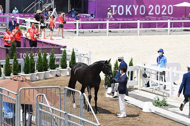 OLY-2020-DRESSAGE-JOG-7-24-21-1116-145-MASANAO TAKAHASHI-RUBICON-JPN-DDEROSAPHOTO
