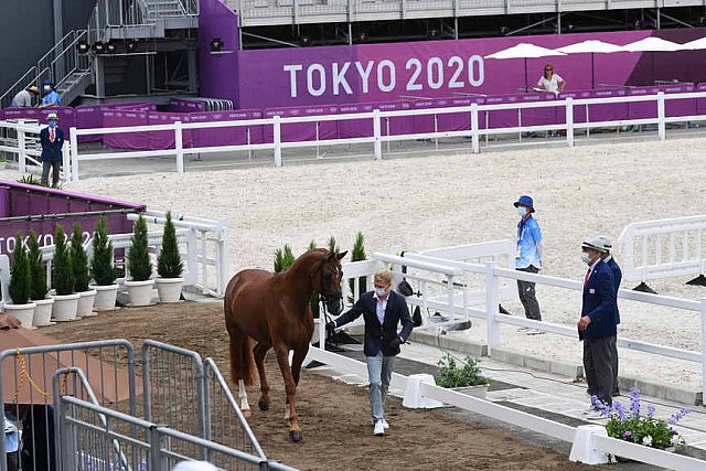 OLY-2020-DRESSAGE-JOG-7-24-21-1137-148 N WAGNER EHLINGER-QUATER BACK JUNIOR FRN-LUX-DDEROSAPHOTO