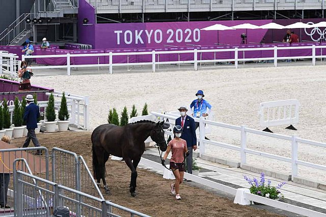 OLY-2020-DRESSAGE-JOG-7-24-21-1347-165-ESTELLE WETTSTEIN-WEST SIDE STORY OLD-SUI-DDEROSAPHOTO