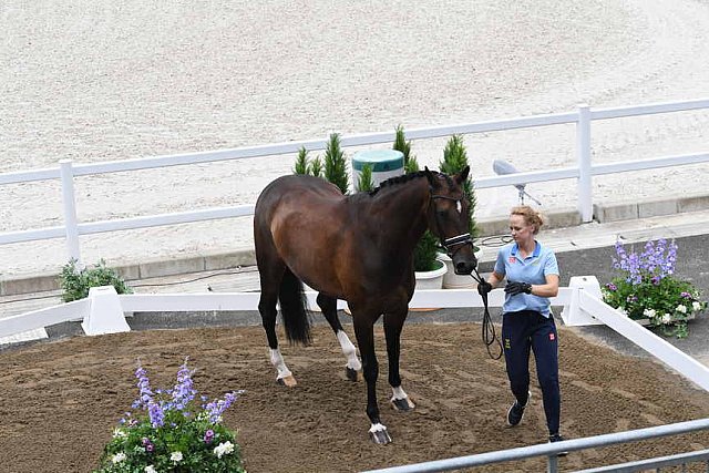OLY-2020-DRESSAGE-JOG-7-24-21-1394-169-JULIETTE RAMEL-BURIEL K.H-SWE-DDEROSAPHOTO