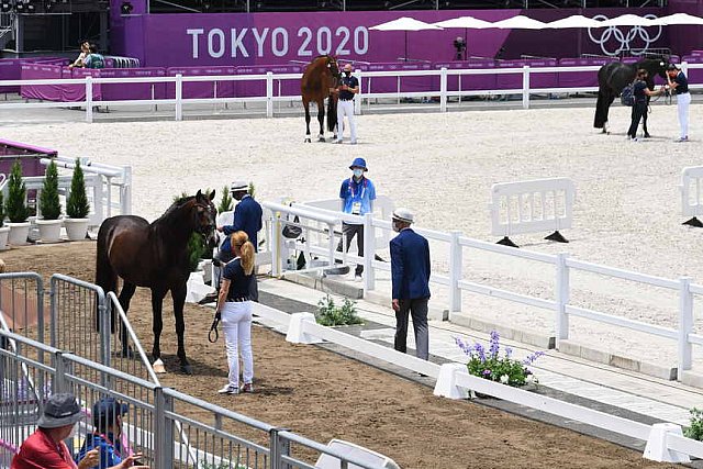 OLY-2020-DRESSAGE-JOG-7-24-21-1473-173-SABINE SCHUT-KERY-SANCEO-USA-DDEROSAPHOTO