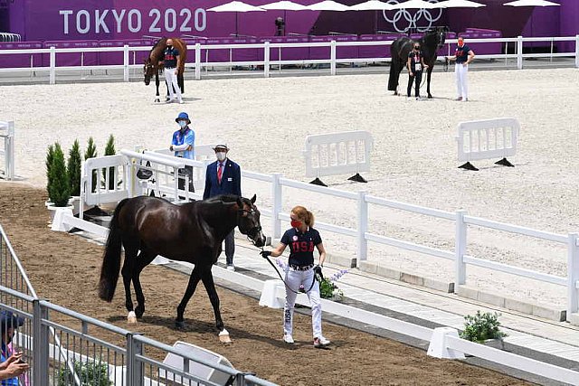 OLY-2020-DRESSAGE-JOG-7-24-21-1477-173-SABINE SCHUT-KERY-SANCEO-USA-DDEROSAPHOTO