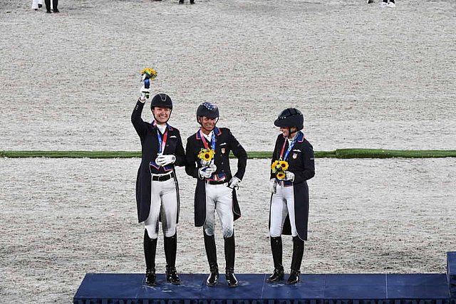 OLY-2020-DRESSAGE-GP SPECIAL AWARDS-7-27-21-6939-DDEROSAPHOTO