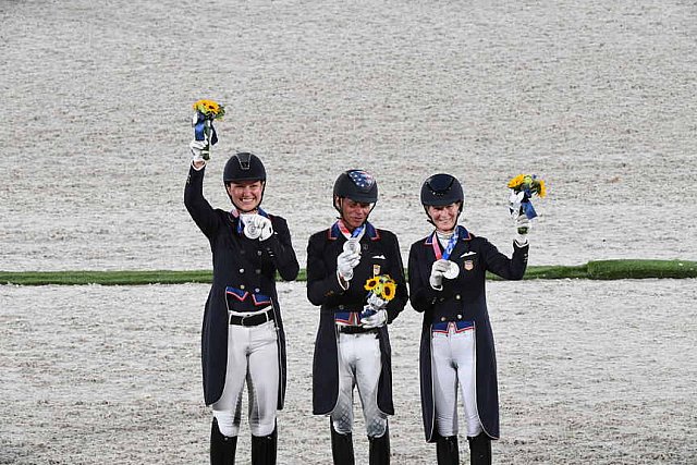 OLY-2020-DRESSAGE-GP SPECIAL AWARDS-7-27-21-6980-DDEROSAPHOTO