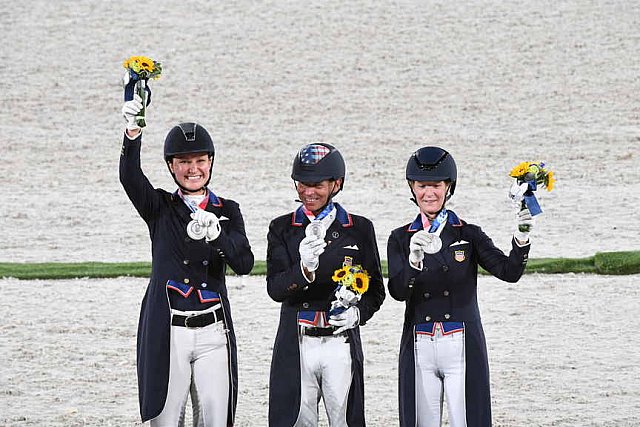 OLY-2020-DRESSAGE-GP SPECIAL AWARDS-7-27-21-6992-DDEROSAPHOTO