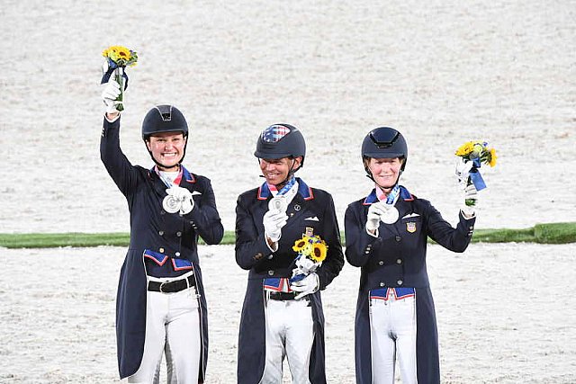 OLY-2020-DRESSAGE-GP SPECIAL AWARDS-7-27-21-6994-DDEROSAPHOTO