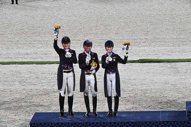 OLY-2020-DRESSAGE-GP SPECIAL AWARDS-7-27-21-7009-DDEROSAPHOTO