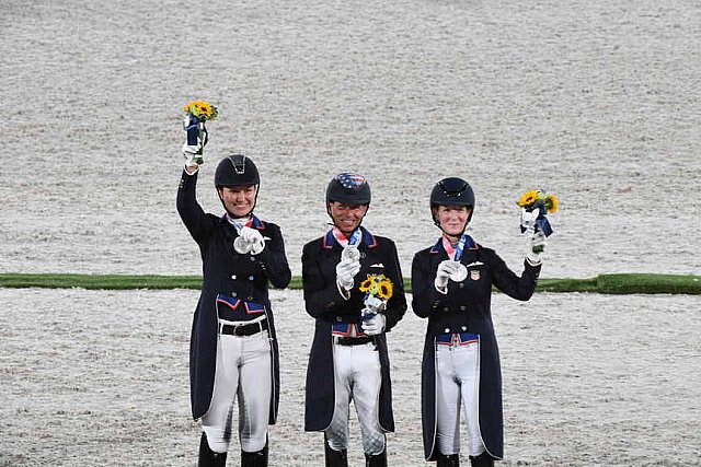 OLY-2020-DRESSAGE-GP SPECIAL AWARDS-7-27-21-7043-DDEROSAPHOTO