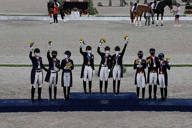 OLY-2020-DRESSAGE-GP SPECIAL AWARDS-7-27-21-4973-DDEROSAPHOTO