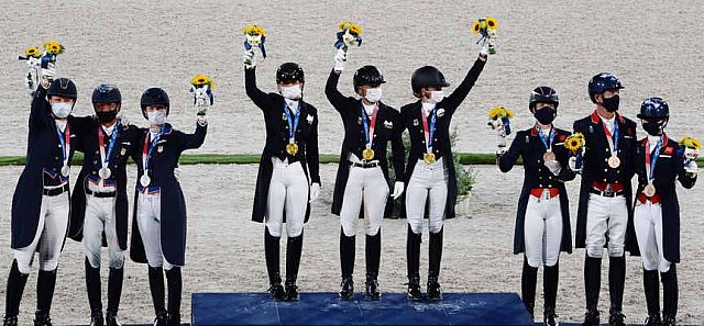 OLY-2020-DRESSAGE-GP SPECIAL AWARDS-7-27-21-4989-DDEROSAPHOTO