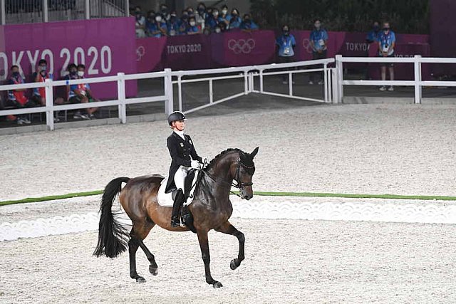 OLY-2020-DRESSAGE-GP FREESTYLE-7-28-21-8998-139-JESSICA VON BREDOW-WERNDL-TSF DALERA-GER-DDEROSAPHOTO