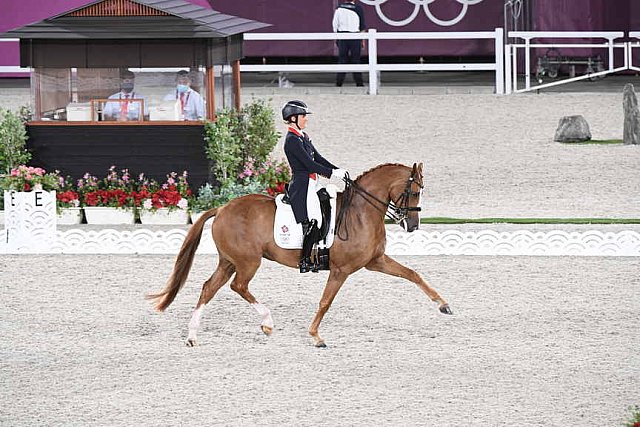 OLY-2020-DRESSAGE-GP FREESTYLE-7-28-21-9201-133-CHARLOTTE DUJARDIN-GIO-GBR-DDEROSAPHOTO