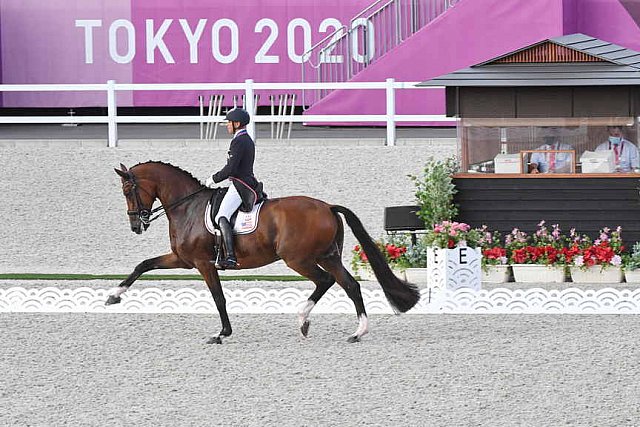 OLY-2020-DRESSAGE-GP FREESTYLE-7-28-21-7683-172-STEFFEN PETERS-SUPPENKASPER-USA-DDEROSAPHOTO