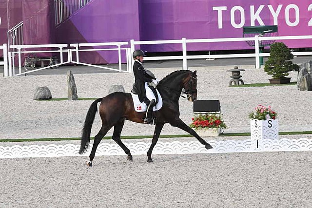 OLY-2020-DRESSAGE-GP FREESTYLE-7-28-21-7450-121-NANNA SKODBORG MERRALD-ZACK-DEN-DDEROSAPHOTO