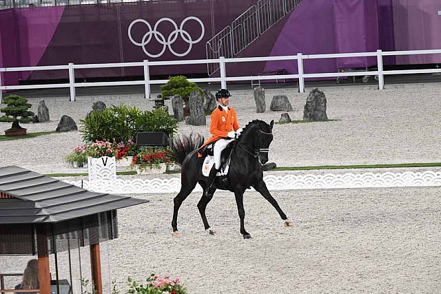 OLY-2020-DRESSAGE-GP FREESTYLE-7-28-21-8163-152-HANS PETER MINDERHOUD-DREAM BOY-NED-DDEROSAPHOTO