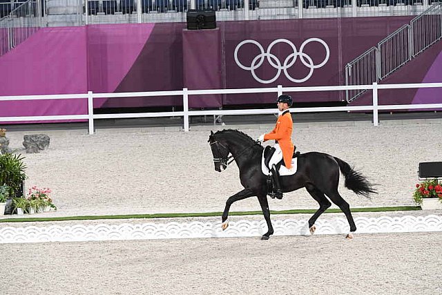 OLY-2020-DRESSAGE-GP FREESTYLE-7-28-21-8172-152-HANS PETER MINDERHOUD-DREAM BOY-NED-DDEROSAPHOTO