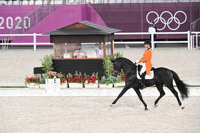 OLY-2020-DRESSAGE-GP FREESTYLE-7-28-21-8181-152-HANS PETER MINDERHOUD-DREAM BOY-NED-DDEROSAPHOTO