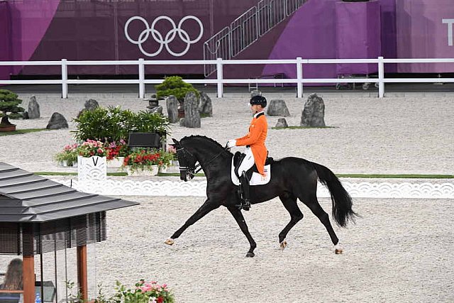 OLY-2020-DRESSAGE-GP FREESTYLE-7-28-21-8183-152-HANS PETER MINDERHOUD-DREAM BOY-NED-DDEROSAPHOTO