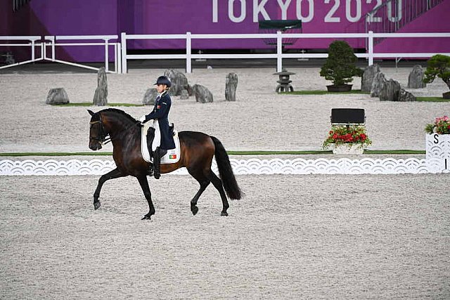 OLY-2020-DRESSAGE-GP DAY1-7-24-21-4965-155-MARIA CAETANO-FENIX DE TINEO-POR-DDEROSAPHOTO