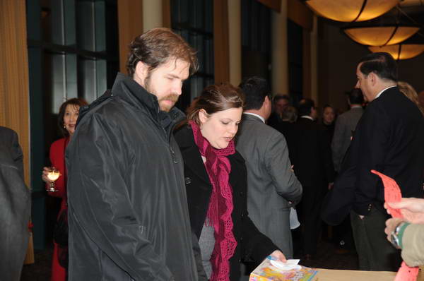 PCLI-12-9-10-HolidayParty-062-DDeRosaPhoto.jpg
