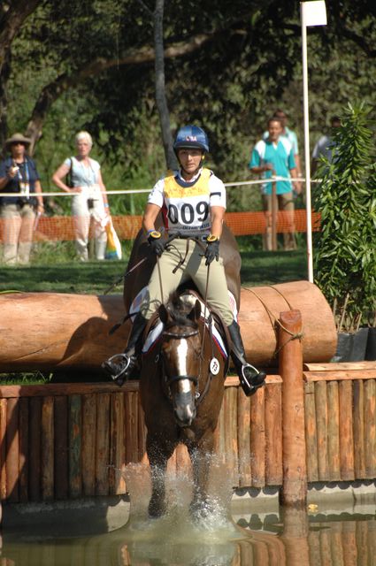 207-CaliforniaRiding-GinaMiles-McKinlaigh-PanAmRio-7-20-07-DeRosaPhoto