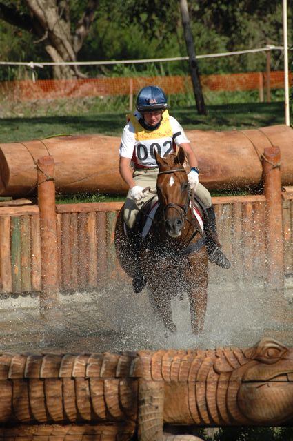 070-Sidelines-KarenO_Connor-TheodoreO_Connor-PanAmRio-7-20-07-DeRosaPhoto.jpg