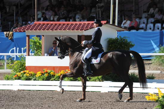 PanAmGames-MX-10-16-11-6095-IvonneLososDeMuniz-DondoloMarismas-DOM-DDeRosaPhoto.JPG
