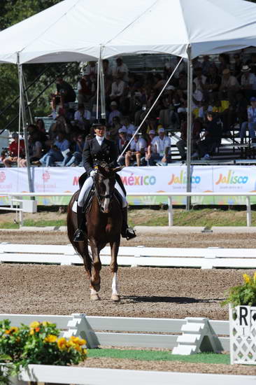 PanAmGames-MX-10-17-11-8317-IvonneLososDeMuniz-DondoloMarismas-DOM-DDeRosaPhoto.JPG