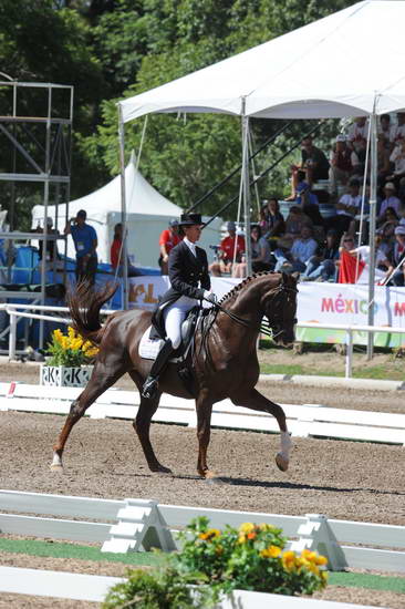 PanAmGames-MX-10-17-11-8323-IvonneLososDeMuniz-DondoloMarismas-DOM-DDeRosaPhoto.JPG