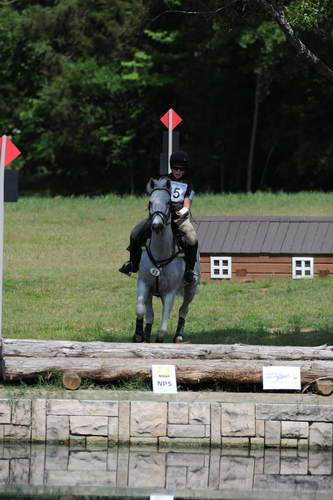 So8ths-5-5-12-XCDay-2491-KaylinMedlin-Watch-Me-Now-DDeRosaPhoto