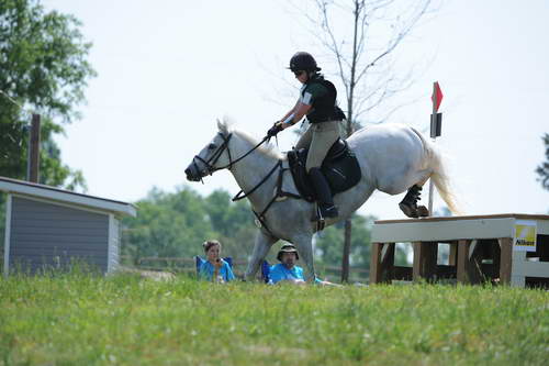 So8ths-5-5-12-XCDay-2544-KaylinMedlin-Watch-Me-Now-DDeRosaPhoto