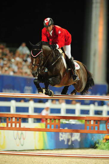 HKSJ-8-21-08-1227-EricLamaze-Hickstead-CAN-DeRosaPhoto