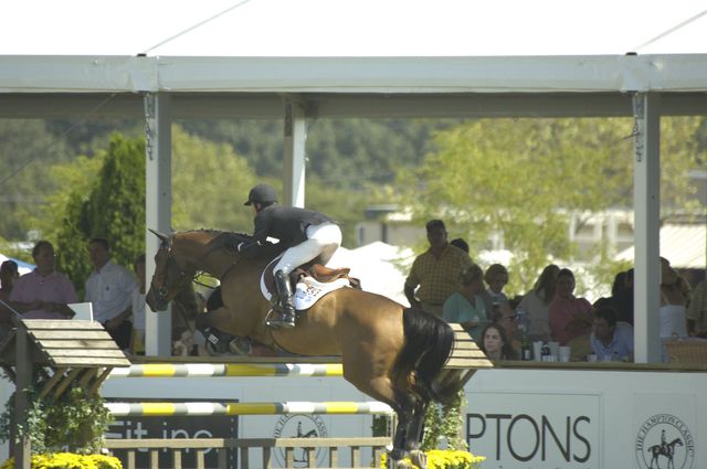 059-HC-9-2-05-SothebyGP-Madison-KentFarrington-DDPhoto.JPG