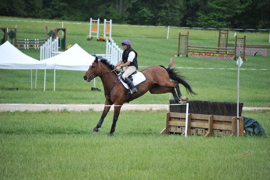 So8ths-5-4-12-Clinic-2507-TremaineCooper-Arnold-DDeRosaPhoto