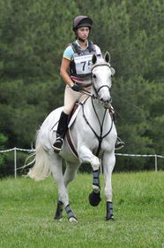 So8ths-5-4-12-Clinic-2576-ElizabethGoldstein-DaddysHatTrick-DDeRosaPhoto