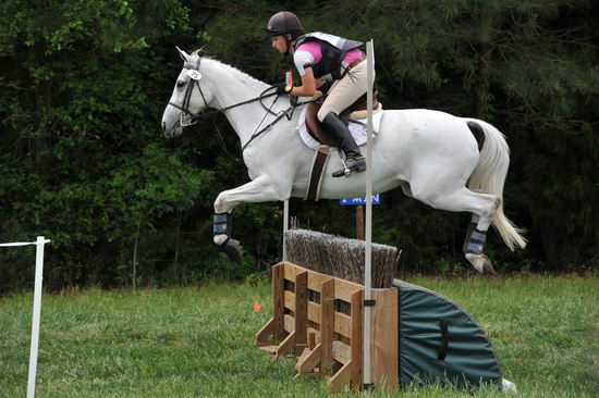So8ths-5-4-12-Clinic-2623-ElizabethGoldstein-DaddysHatTrick-DDeRosaPhoto