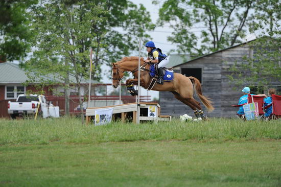 So8ths-5-5-12-XCDay-3749-SarahZimmer-MardiGras-DDeRosaPhoto