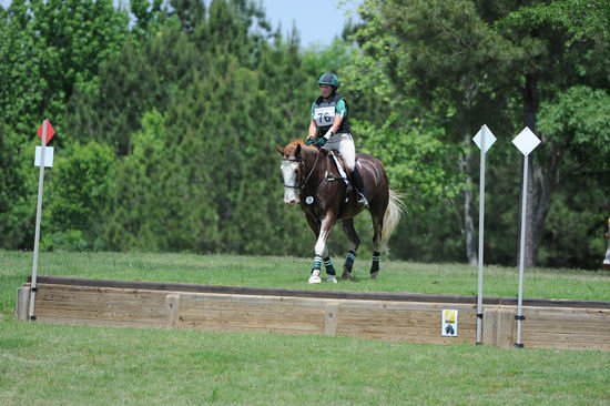 So8ths-5-5-12-XCDay-3202-BrianaTimmerman-ASplashofHenry-DDeRosaPhoto