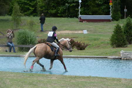 So8ths-5-4-13-XC-7148-TaylorPence-Goldie-DDeRosaPhoto