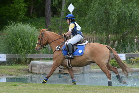 So8ths-5-4-13-XC-6177-SarahZimmer-MardiGras-DDeRosaPhoto