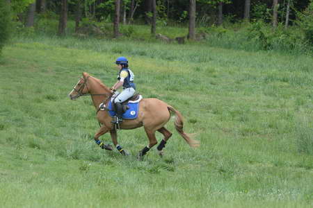 So8ths-5-4-13-XC-6191-SarahZimmer-MardiGras-DDeRosaPhoto
