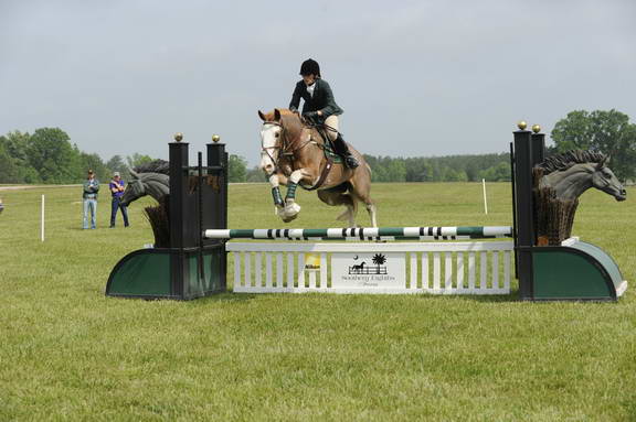 So8ths-5-1-11-6172-BrianaTimmerman-ASplashofHenry-DDeRosaPhoto.JPG