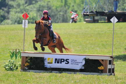 So8ths-4-30-11-4576-AnneLane-Maunder-PennyLane-DDeRosaPhoto-crop.jpg