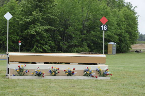 So8ths-4-27-11-1003-DDeRosaPhoto.JPG