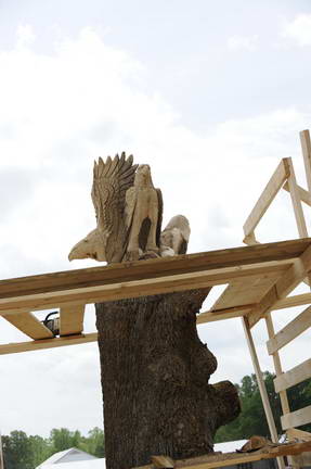So8ths-4-27-11-0555-RandyBoniSculpture-DDeRosaPhoto.JPG