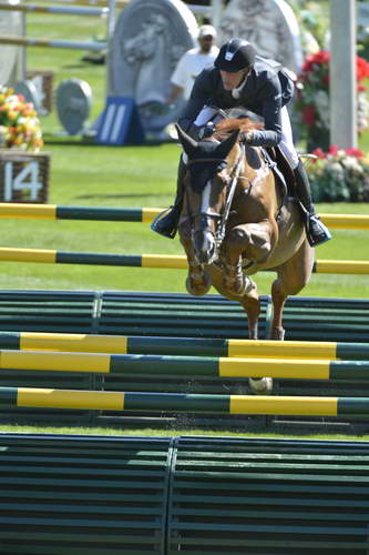 Spruce-Meadows-9-4-13-6438-KevinStaut-EstoyAquiDeMuzeHDC-FRA-DDeRosaPhoto